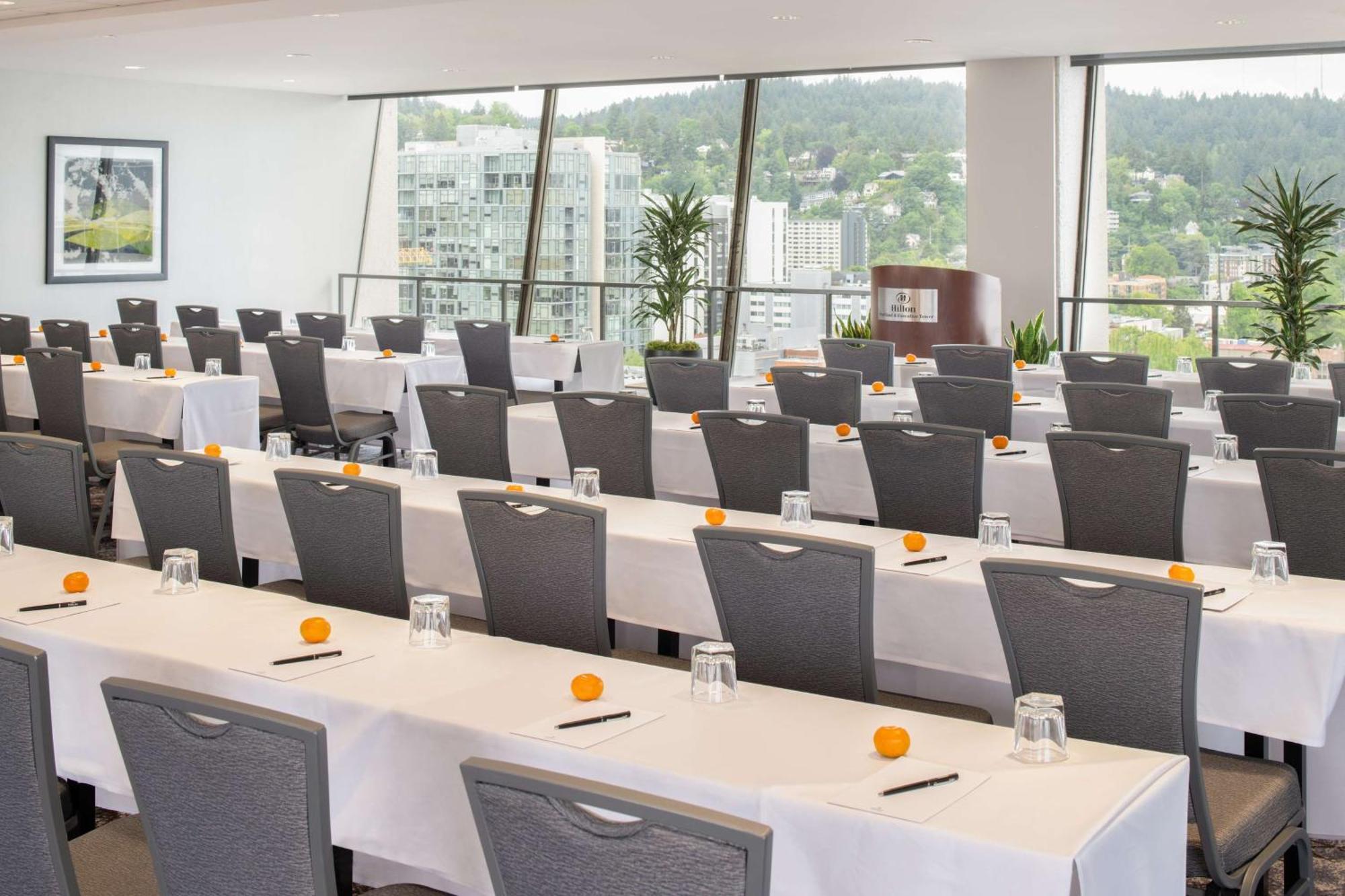 Hotel Hilton Downtown 4*