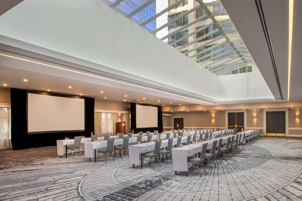Hotel Hilton Downtown 4*